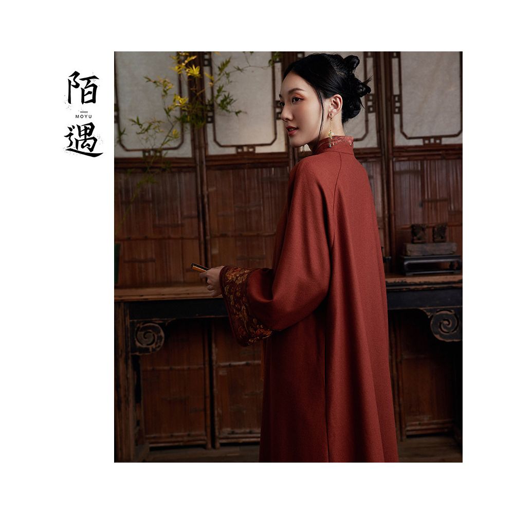 Moyu 2025 Autumn New Chinese Style Retro Improved Traditional Cheongsam Embroidered Loose Woolen Chinese Dress image 5