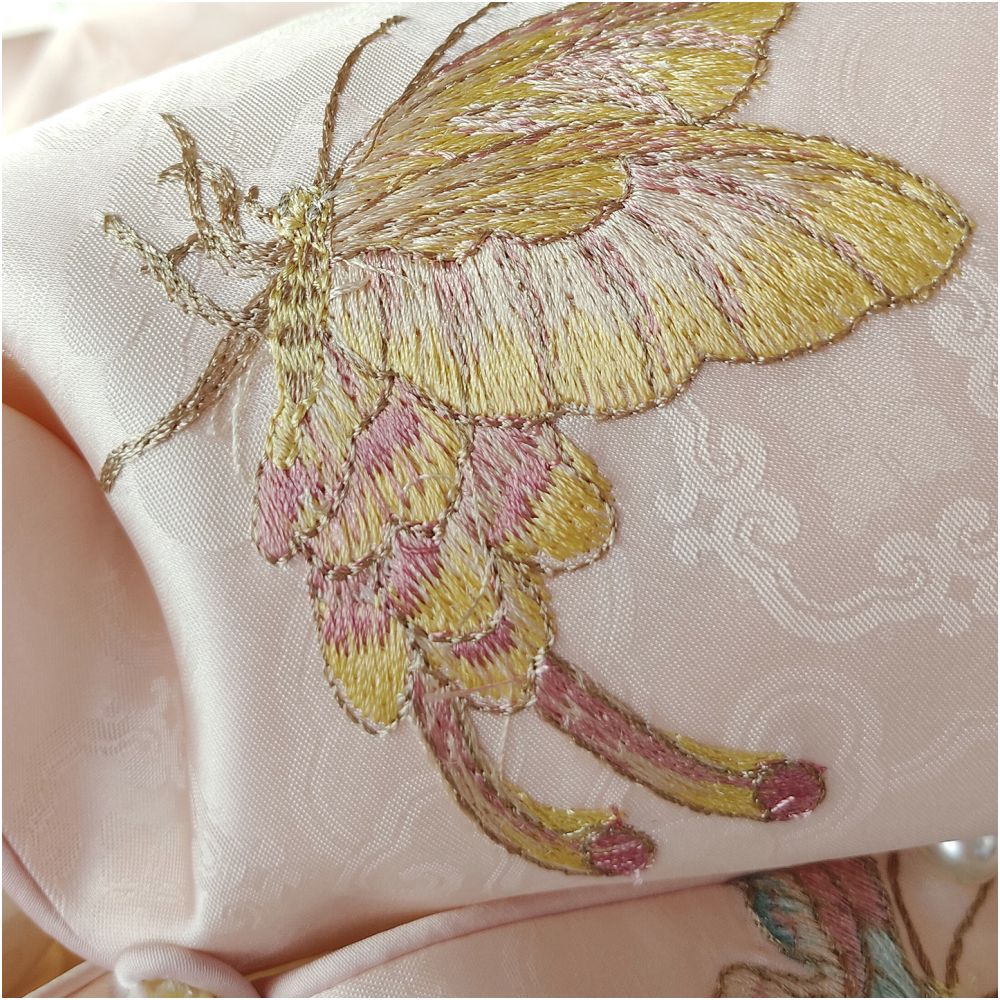 New Chinese style double sided Chinese style outerwear for women in autumn and winter new style for young and casual loose retro and Tang style top with button closure image 5