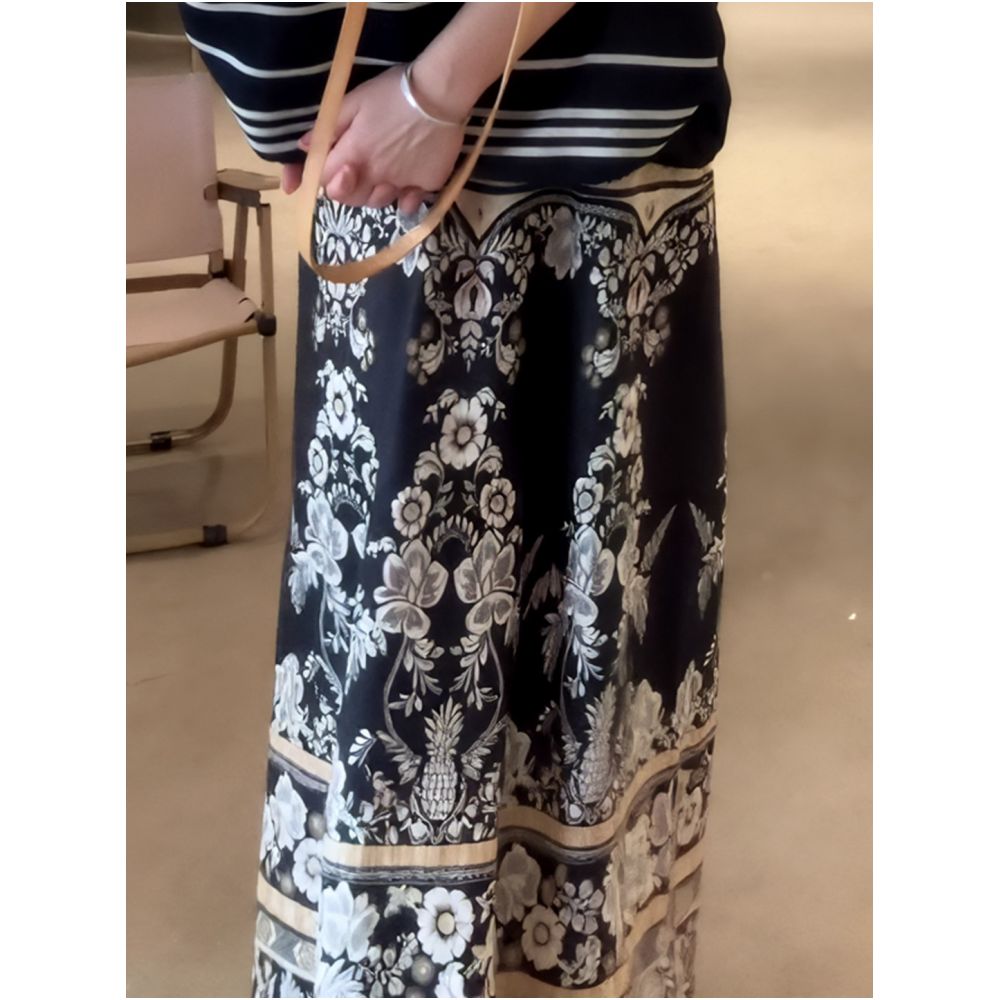 2026 Summer New Arrival High End Floral Long Skirt with a Niche Style Versatile and Stylish Design High Waist Slimming Fit image 5