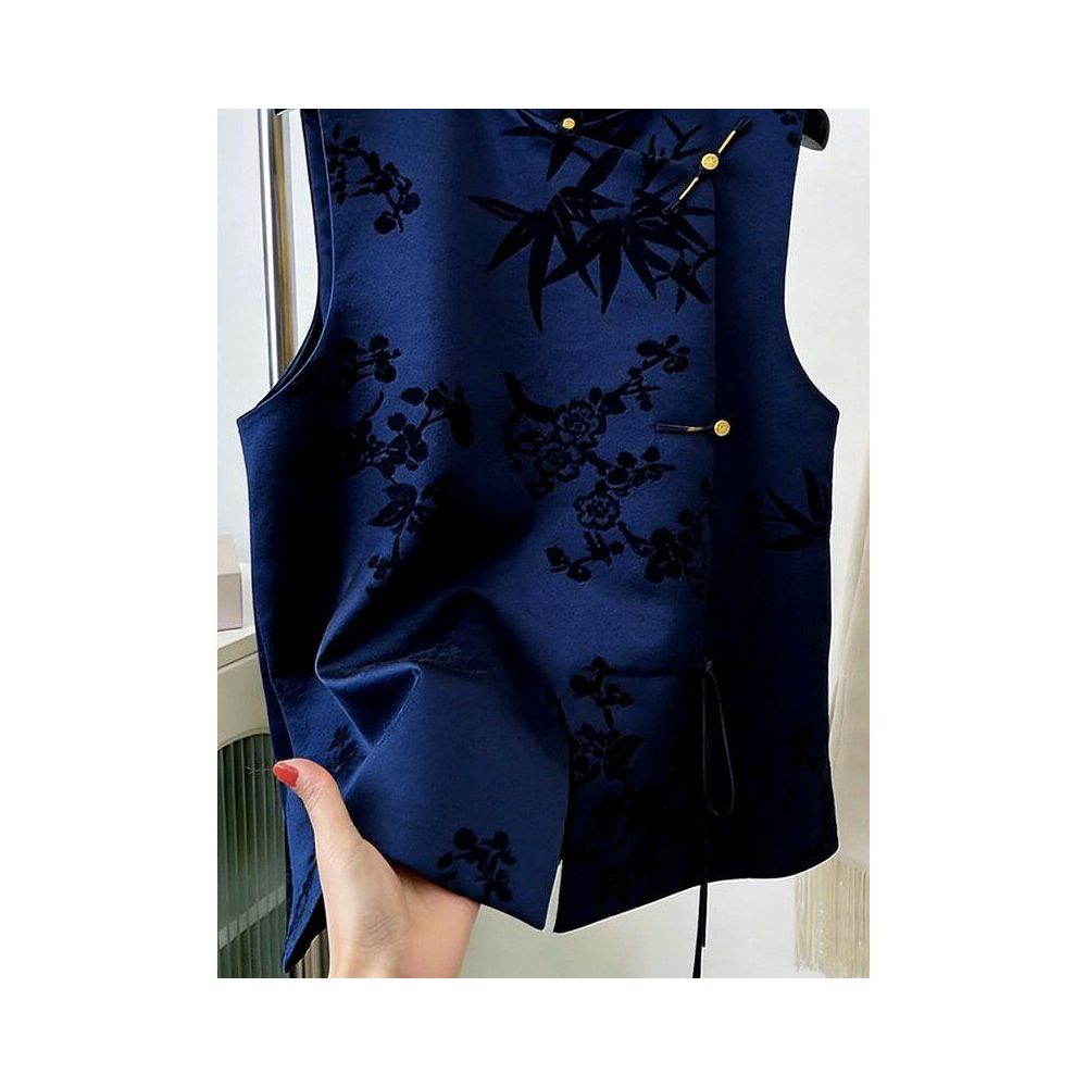 New Chinese style retro stand up collar sleeveless vest women s blue buckle temperament high end jacket for spring 2026 image 5