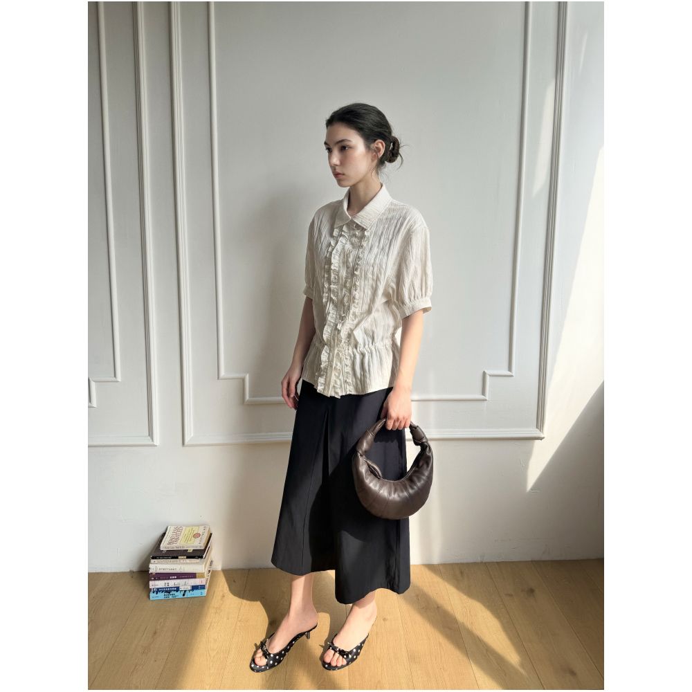 RREIKO Linen metallic textured placket with pleated lace trim fitted waist short sleeved shirt image 4