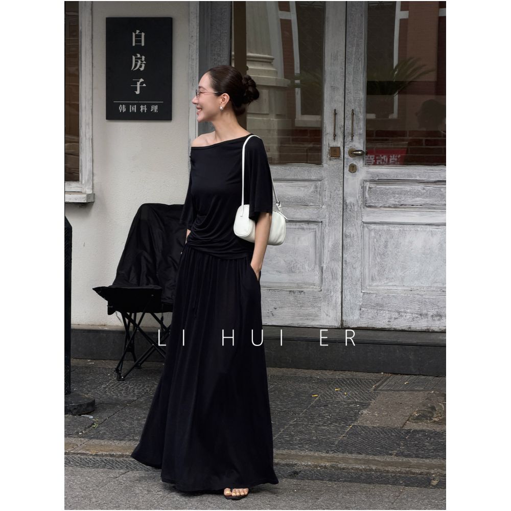 LiHuiEr Summer Nocturne Black Loose fitting One shoulder Short sleeved Top and Skirt Two Piece Set image 2