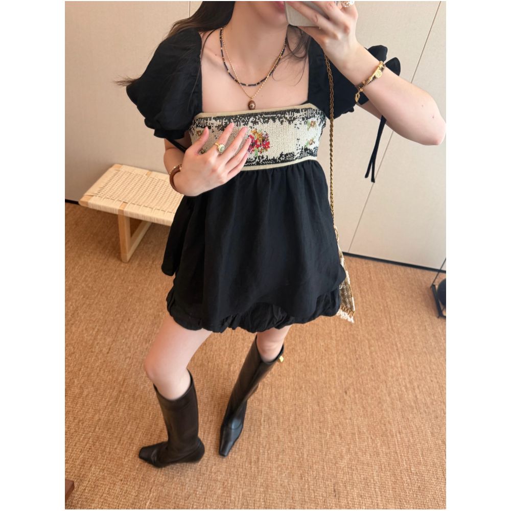 Ceiling ICE Heavy Duty Beaded Square Neck Top with Retro Puff Sleeves Stage Blouse Lace Trimmed Shorts Set image 4