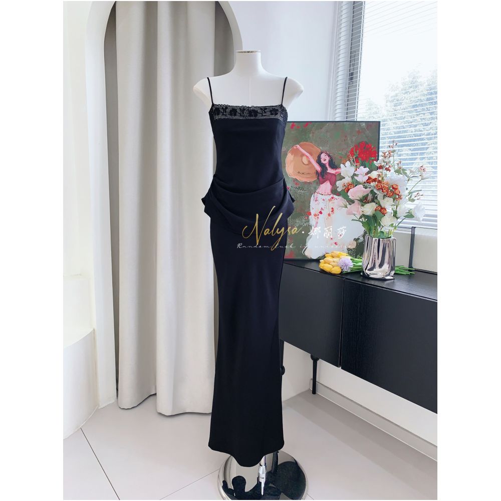 NALYSA s sophisticated black camisole top and Hepburn inspired pleated skirt two piece set exudes a mature and elegant aura image 4