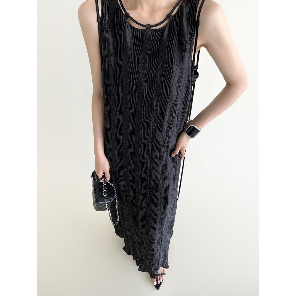 PAPERLLL Xinjian Mandu Weekend Style Wrinkled Sleeveless Dress Loose and Skinny A line Long Dress for Women image 2