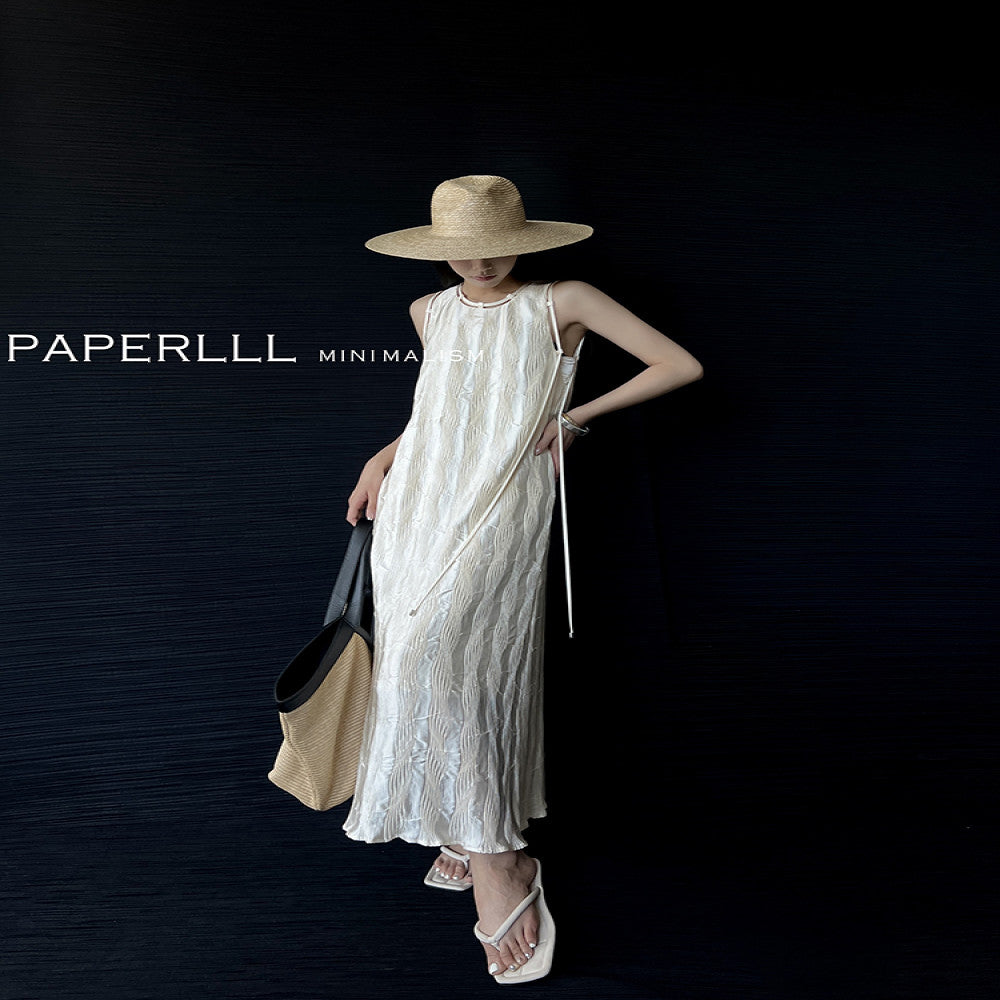 PAPERLLL Xinjian Mandu Weekend Style Wrinkled Sleeveless Dress Loose and Skinny A line Long Dress for Women image 8