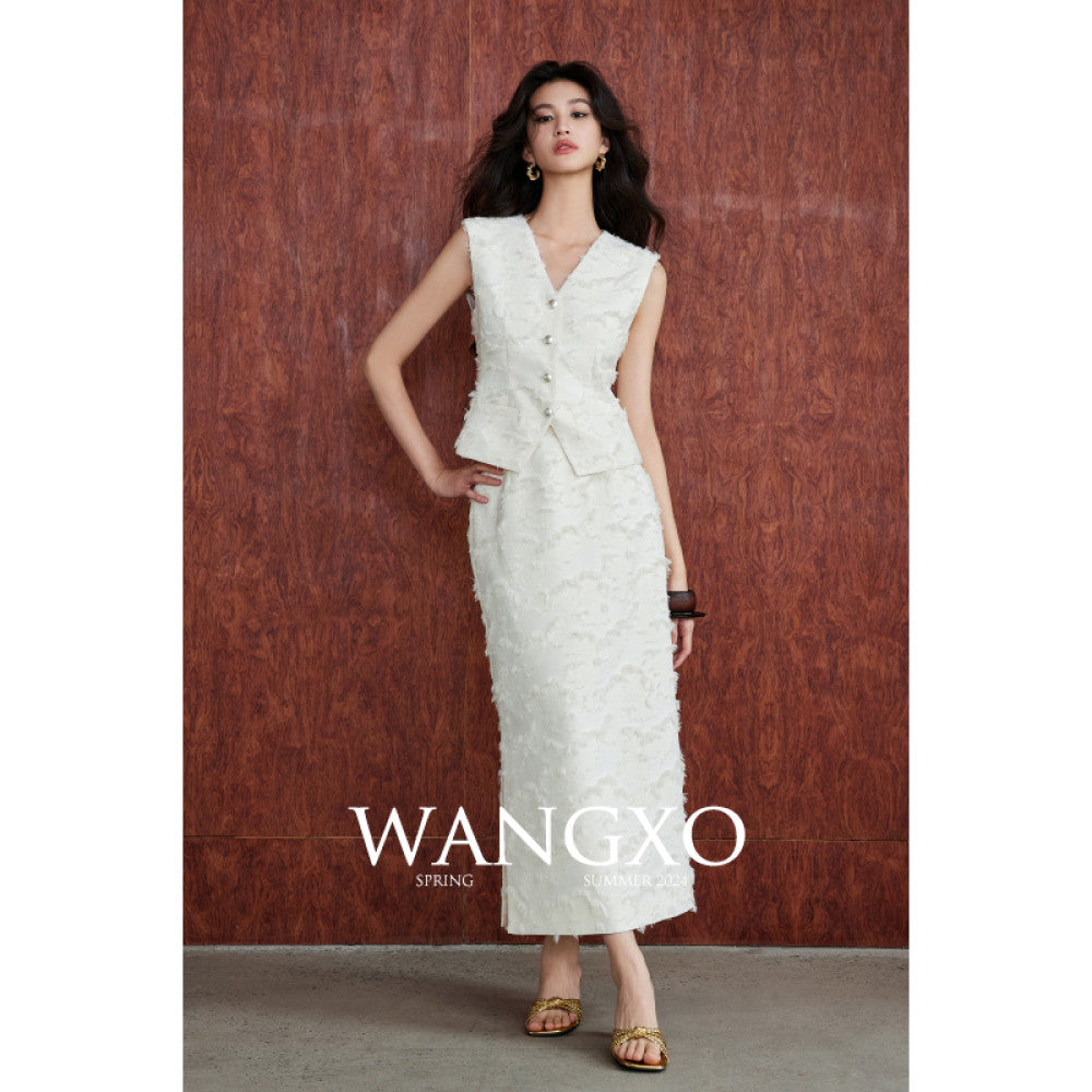 WANGXO Tassel brushed jacquard texture Reshaping Eastern aesthetics V neck vest high waisted half skirt set image 12