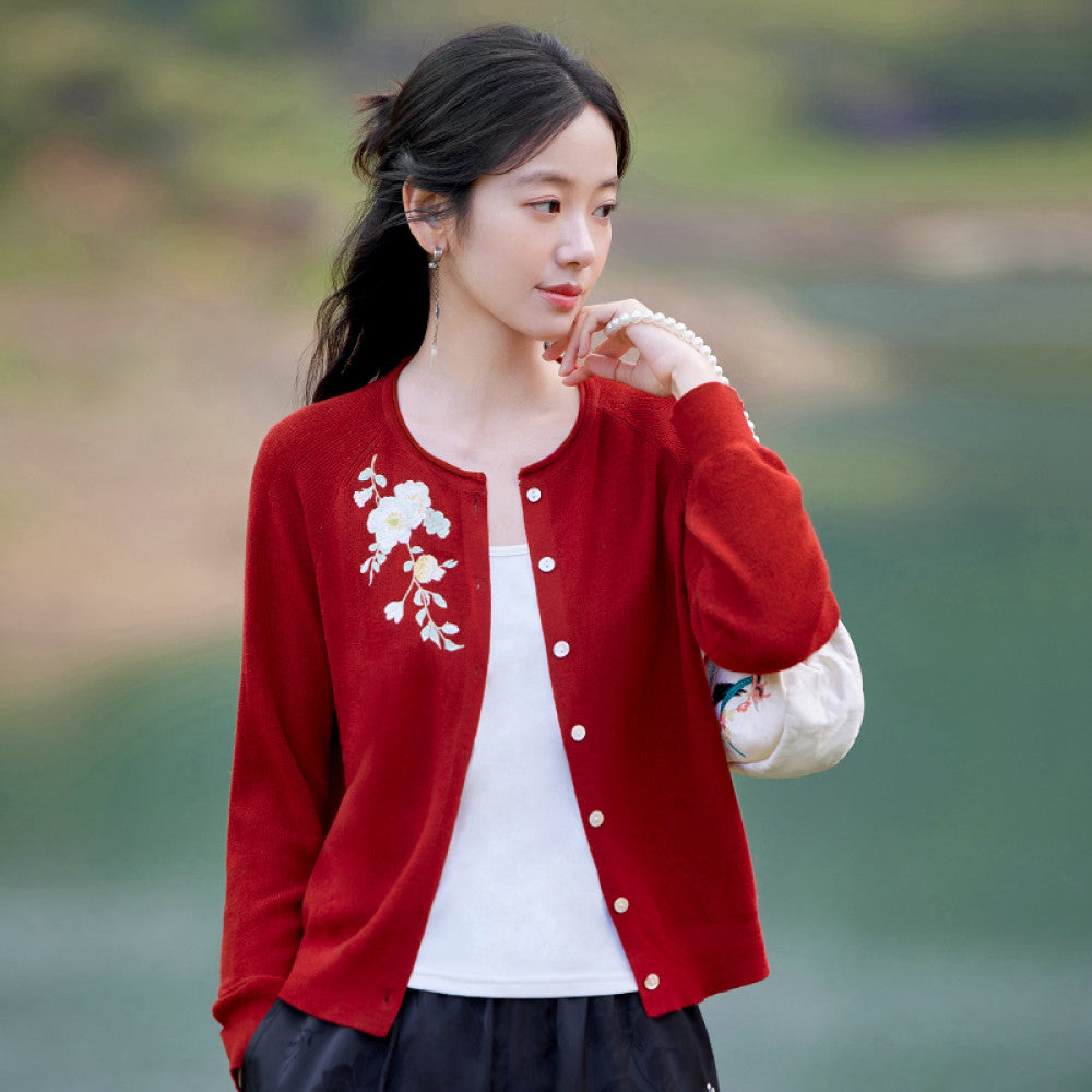 Flower making wild flower slanted white original Chinese style embroidered sweater women s new casual knitted cardigan top spring image 10