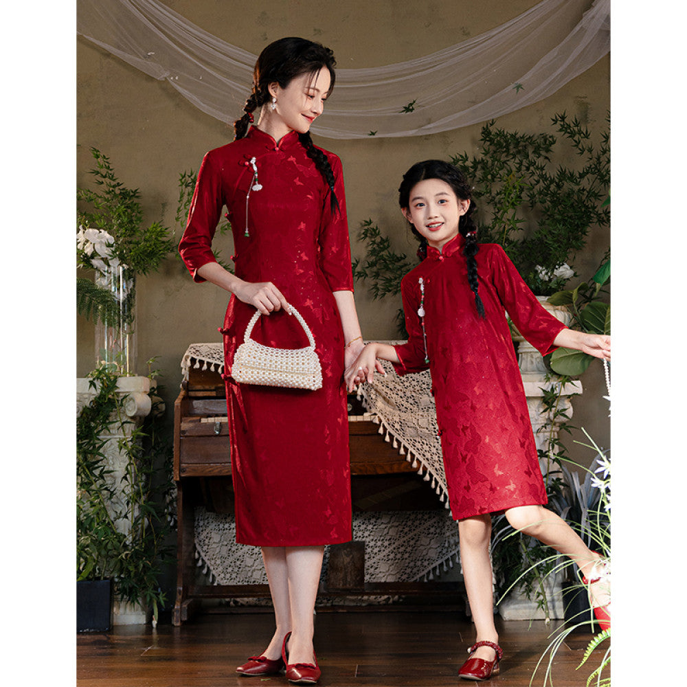 Burgundy cheongsam parent child outfit mother and daughter long sleeved autumn outfit 2025 new Chinese style girl parent child New Year greetings dress improvement image 15