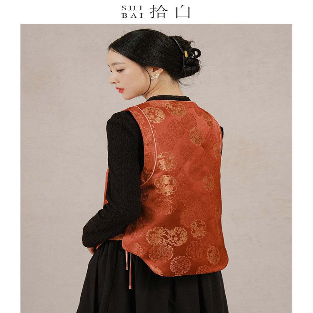 SHIBAI s new Chinese style vest for women in spring and autumn original design Chinese style woven brocade jacquard buckle vest image 1