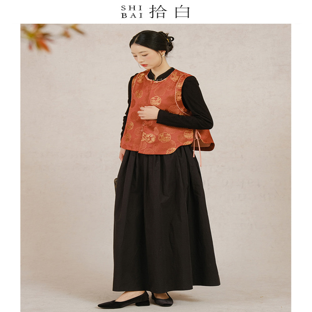 SHIBAI s new Chinese style vest for women in spring and autumn original design Chinese style woven brocade jacquard buckle vest image 4