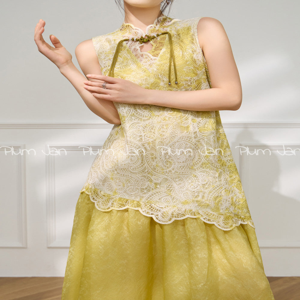Plum Jan 2025 Summer New Chinese style buttoned sleeveless cheongsam dress summer high end layered stunning long skirt image 3