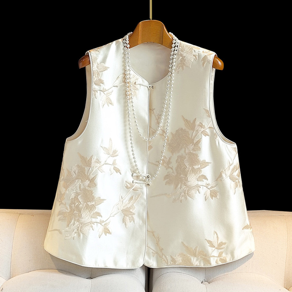 Red new Chinese style vest for women in spring short and small retro embroidered light Chinese style button top image 32