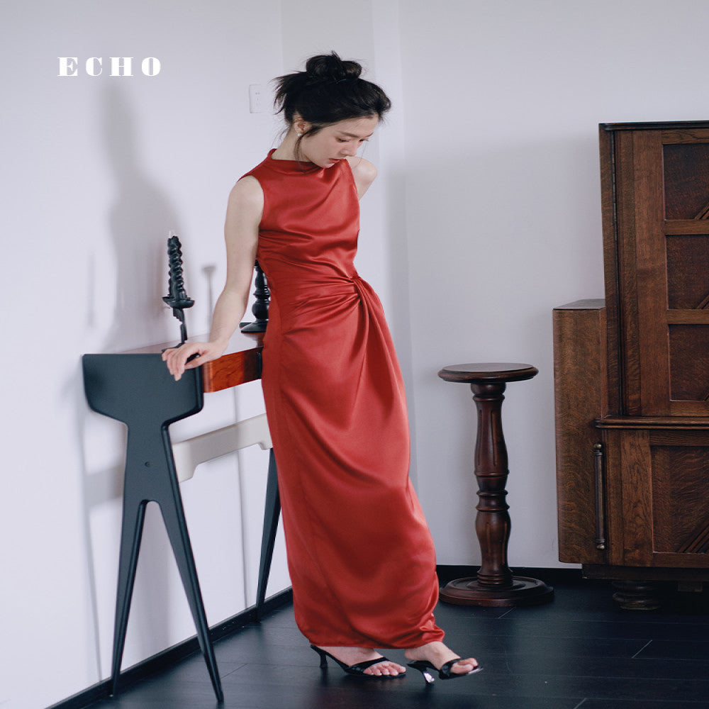 Echo official bride s red morning gown image 3