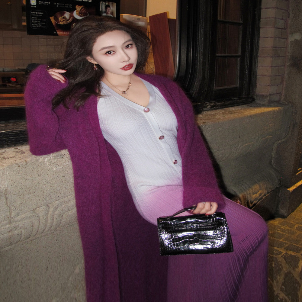 ReVe Haute Couture Yuanshan Edai Heavy duty knit halter neck dress with cocoon shaped bat sleeves and wool knitted suit image 2