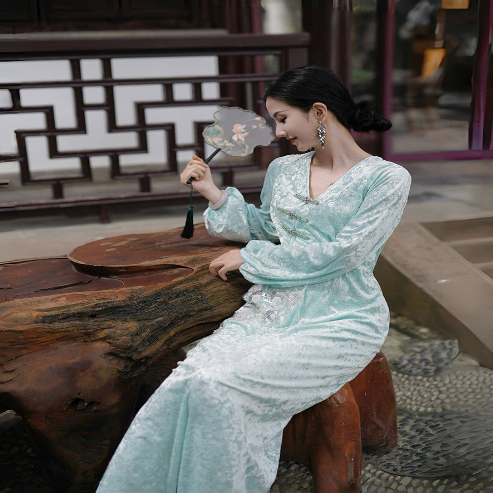 Chengyu Gaoding Shuyu New Chinese Heavy Industry Thorn Jade Green Heavy Industry Gold Velvet Pressed Flower Plate Button Dress image 16