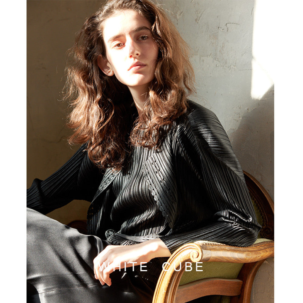 whitecube2025 spring and summer Miyake style hollow pleated cardigan short jacket loose cold women s tops image 9