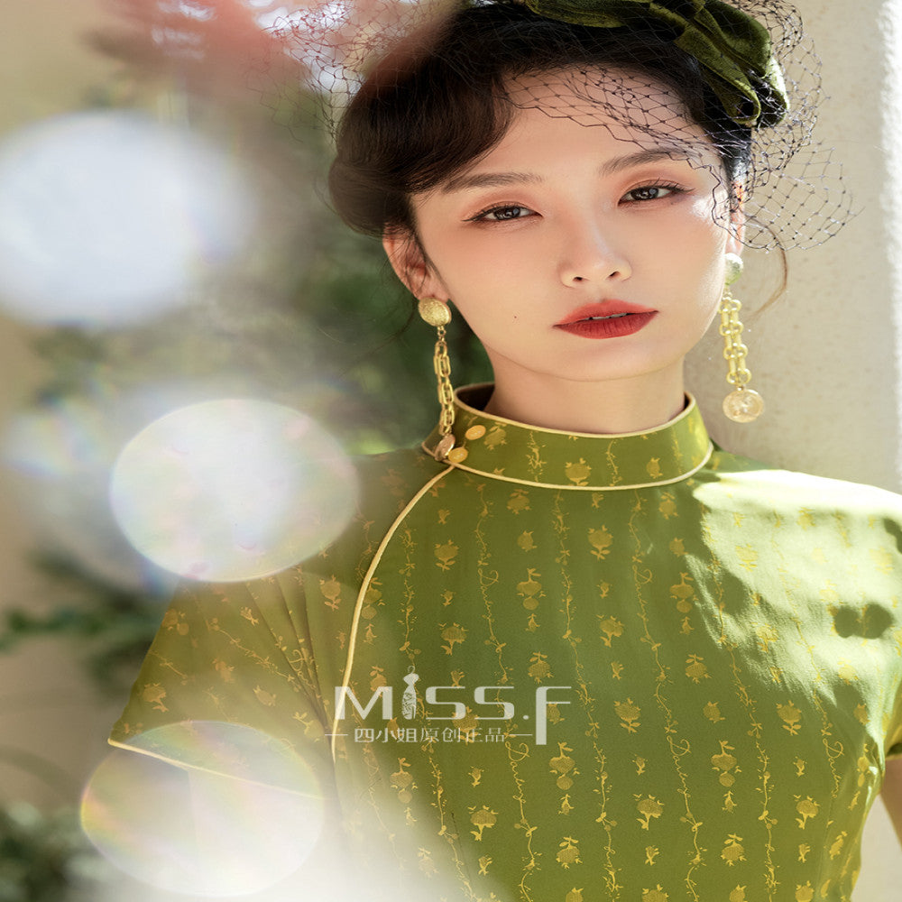 Four Miss Beautifully Improved Green New Chinese Graduation Dress Cheongsam Women 2025 New Summer Youth Style Daily image 0