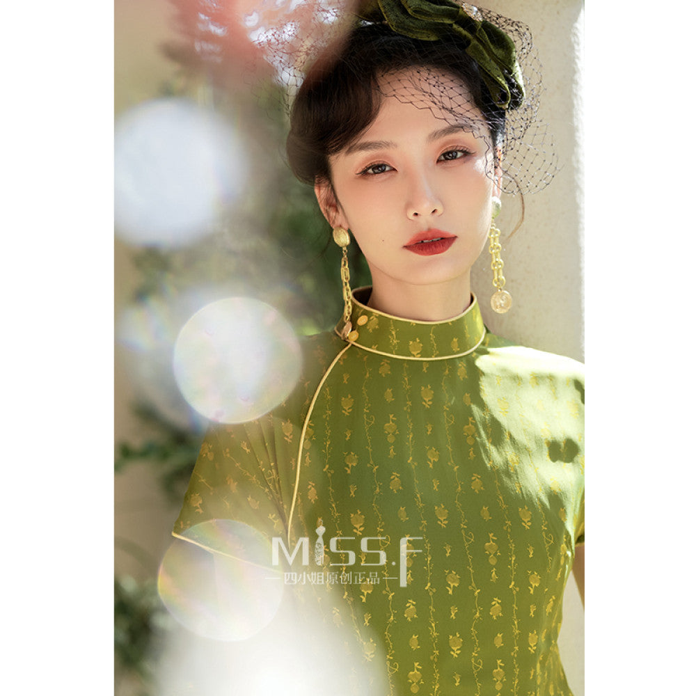 Four Miss Beautifully Improved Green New Chinese Graduation Dress Cheongsam Women 2025 New Summer Youth Style Daily image 6