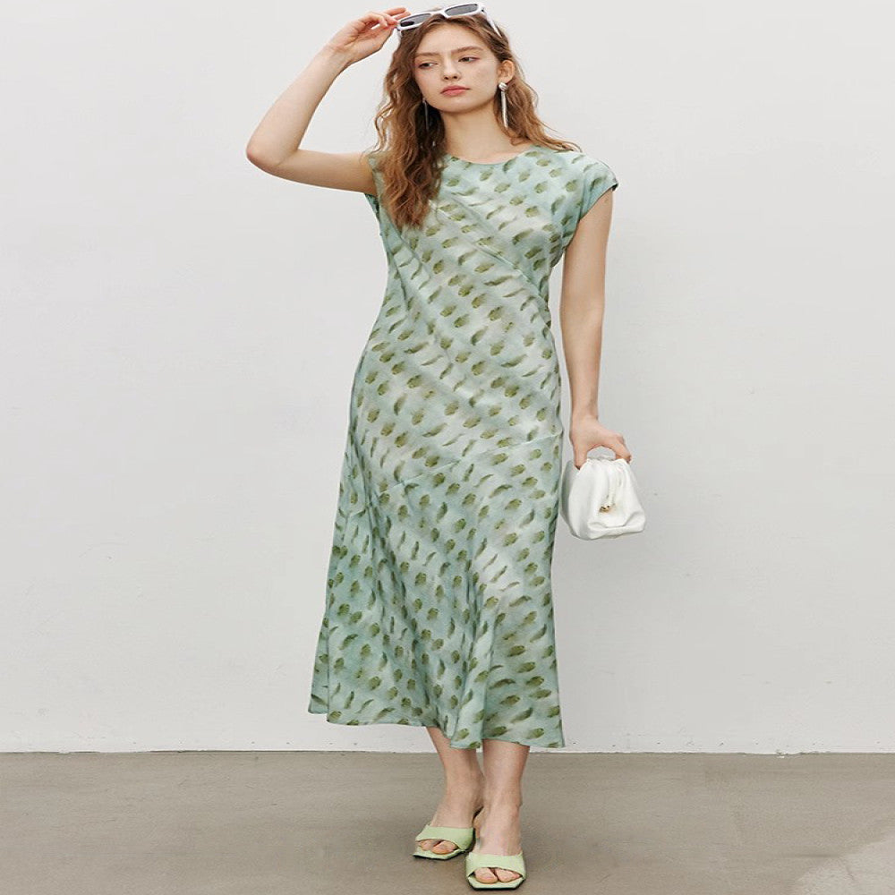 Different from the market version 1OO silk double crepe dress with small cap sleeves asymmetrical bias cut and waisted mulberry silk printed dress image 0