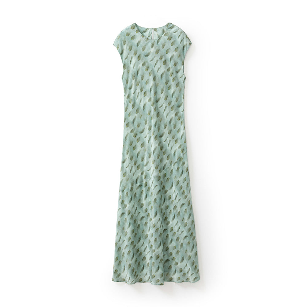 Different from the market version 1OO silk double crepe dress with small cap sleeves asymmetrical bias cut and waisted mulberry silk printed dress image 7