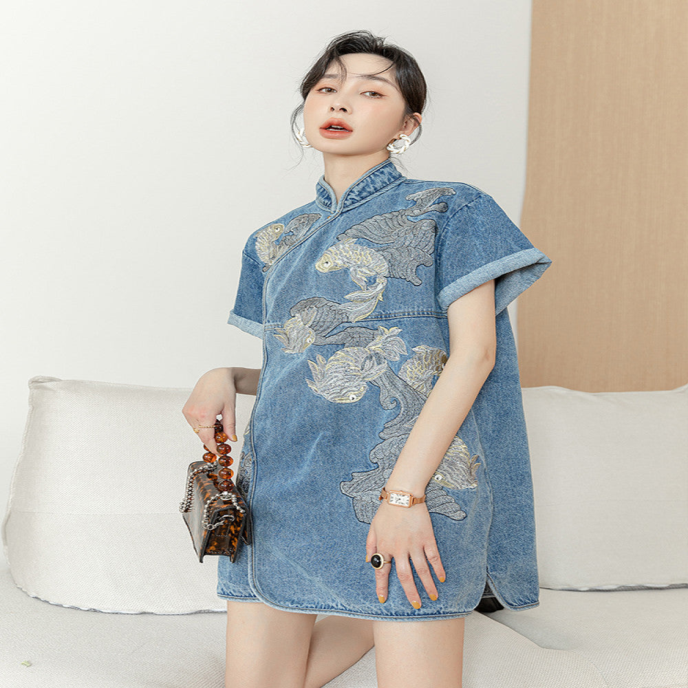 Retro Chinese style buttoned cheongsam everyday women s design niche fashionable new Chinese style carp embroidered denim dress image 0