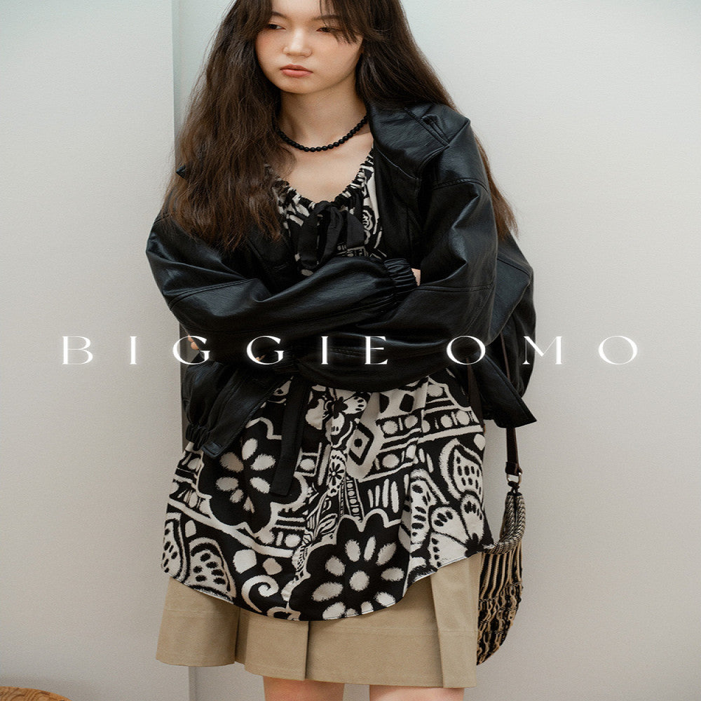 Biggie OMO Paris Dreaming Print Design Heavy Interior Single Wear Strap Collar Top for Women image 3