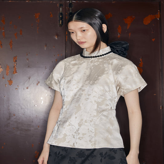 ASAYA3373 Chinese Style Beige Satin Jacquard Three-dimensional Slanted Placket Retro Shirt