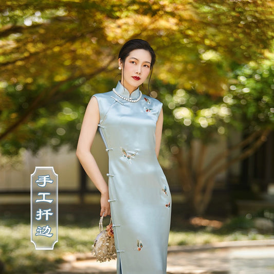 ASAYA3369 Hand embroidery Light Blue Cheongsam with butterfly