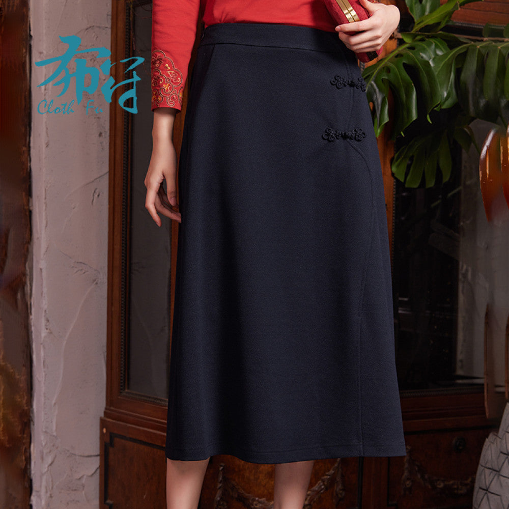 Bu Fu Autumn New Qingdai Side Splicing Flower Button Half length Skirt for Daily Comfort Small Retro Popular Women image 7