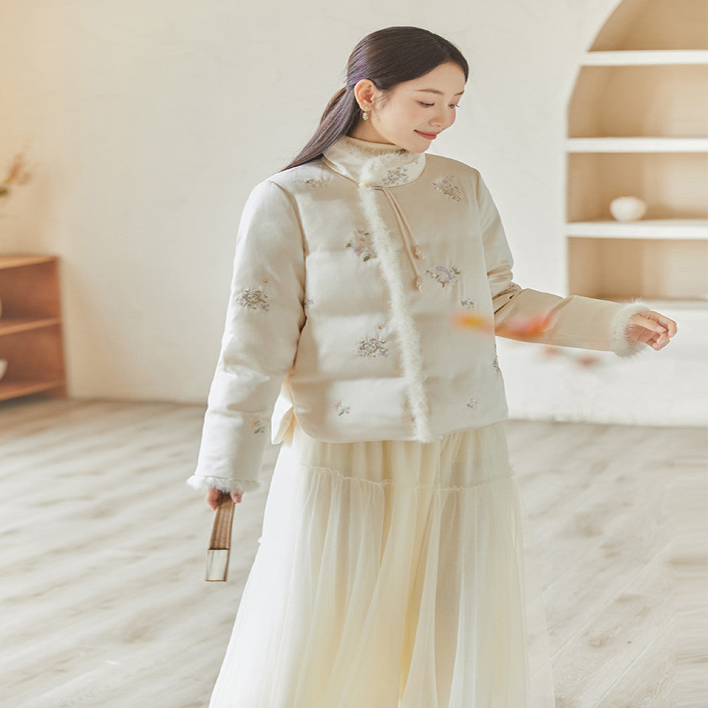 Mountain Colored Winter New Chinese style Women s Coat White Embroidered High Neck 90 Duck Down Thickened Warm Down Jacket image 0