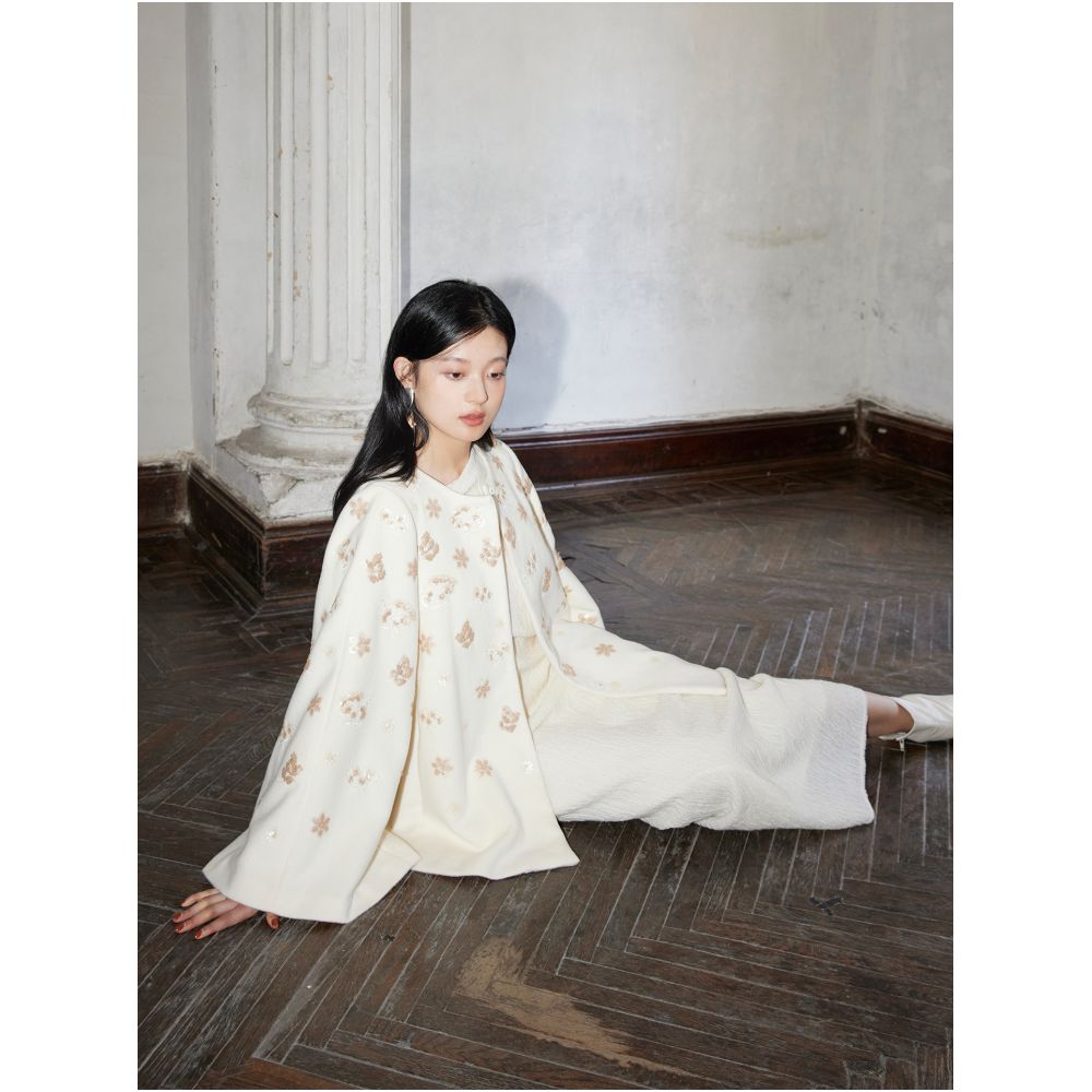 ASAYA2533 Vintage style heavy sequin embroidery | 100% wool poncho style woolen jacket