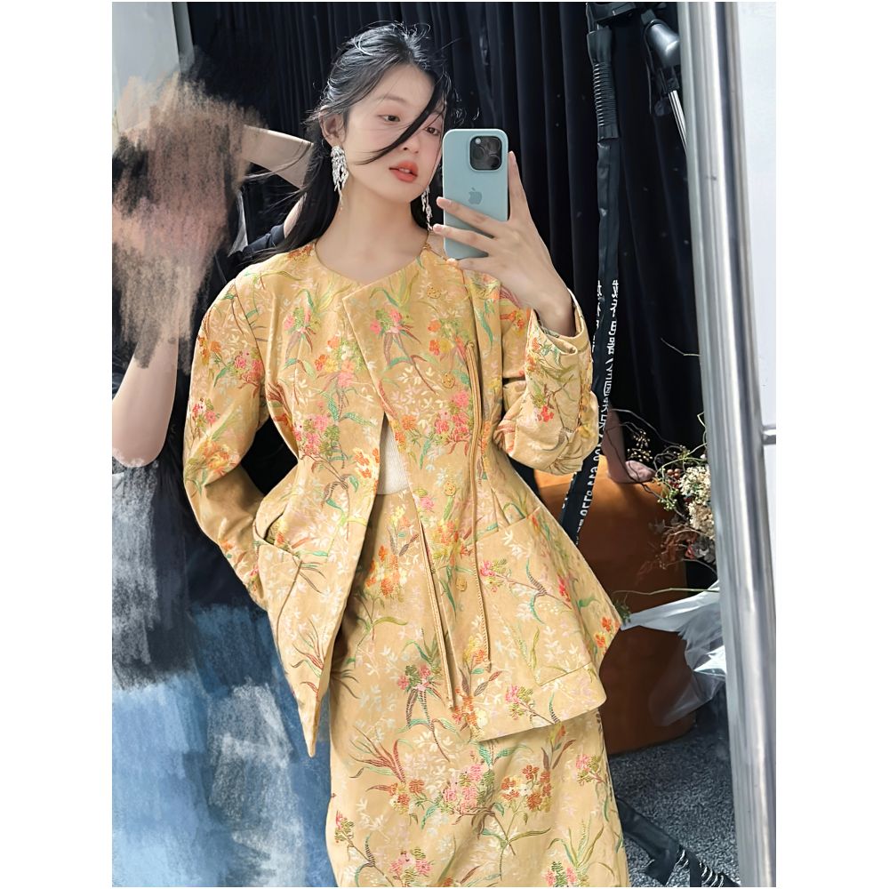 New Chinese style flower and bird painting jacquard fabric vintage style three dimensional waist hugging jacket hip hugging skirt image 1