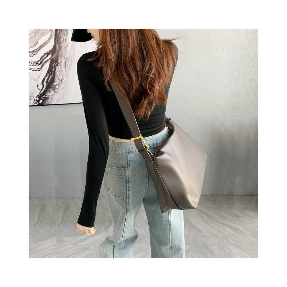 Broadband Crossbody Bag for Women s 04 New Versatile Casual One Shoulder Luxury Commuter Large Capacity Soft Leather Tote Bag image 11