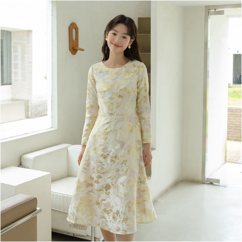 2025 new retro light luxury dress 471 jacquard light luxury socialite temperament goddess style fashionable long skirt spring image 8