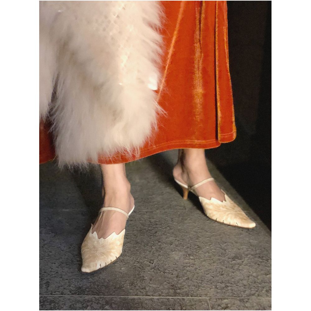 Tinker Muller shoes with toe caps French style niche ins retro pointed thin heels semi slippers women s summer sandals women s shoes image 8