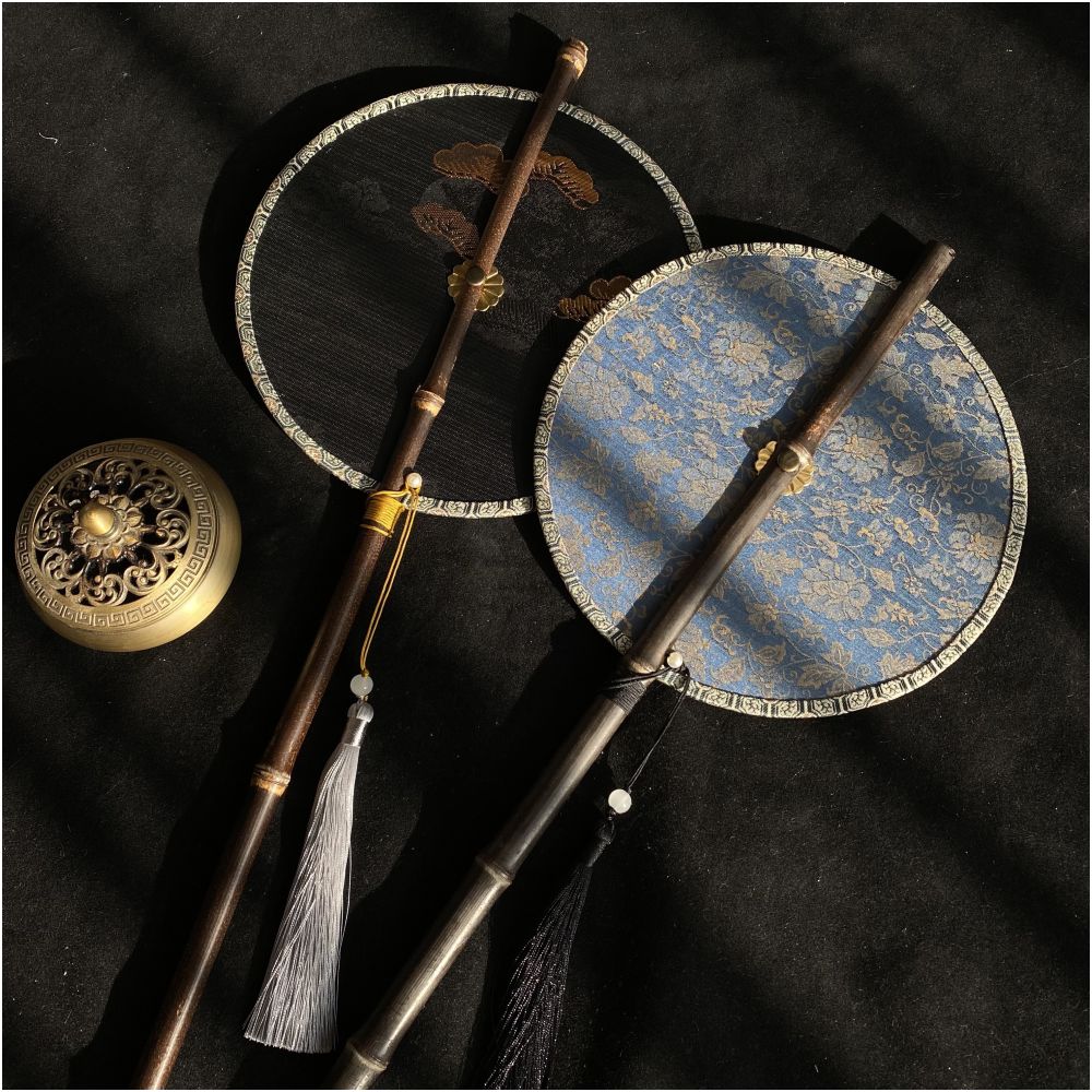 Ancient style purple bamboo waist fan Hanfu group fan Chinese style rollable and tortuous fan Classical long handle tassel fan Portable hanging waist fan image 1