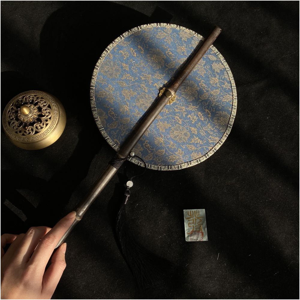 Ancient style purple bamboo waist fan Hanfu group fan Chinese style rollable and tortuous fan Classical long handle tassel fan Portable hanging waist fan image 3