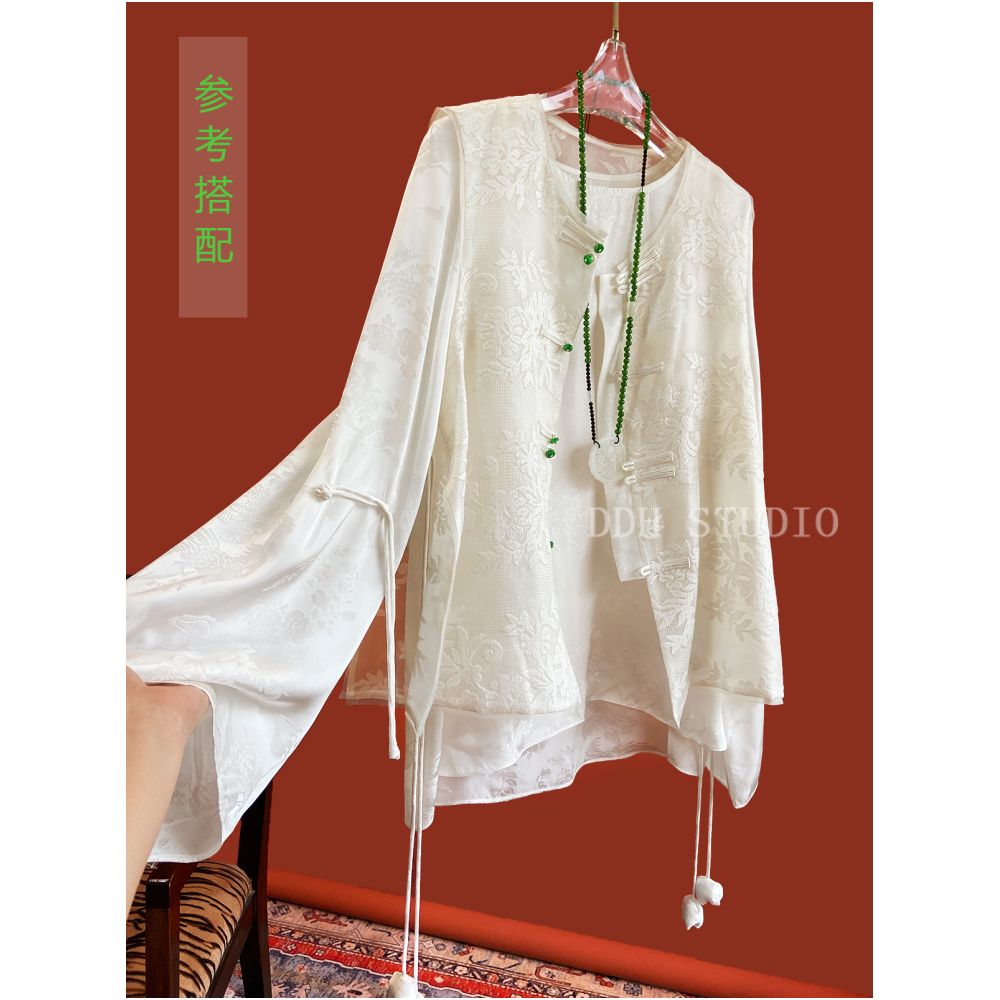New Chinese style silk organza jacquard loose vest improved design lace up buttoned waistcoat top image 4