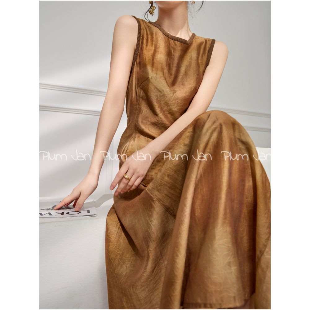 Plum Jan New Chinese style sleeveless vest skirt summer 2025 new round neck waist temperament umbrella skirt image 1
