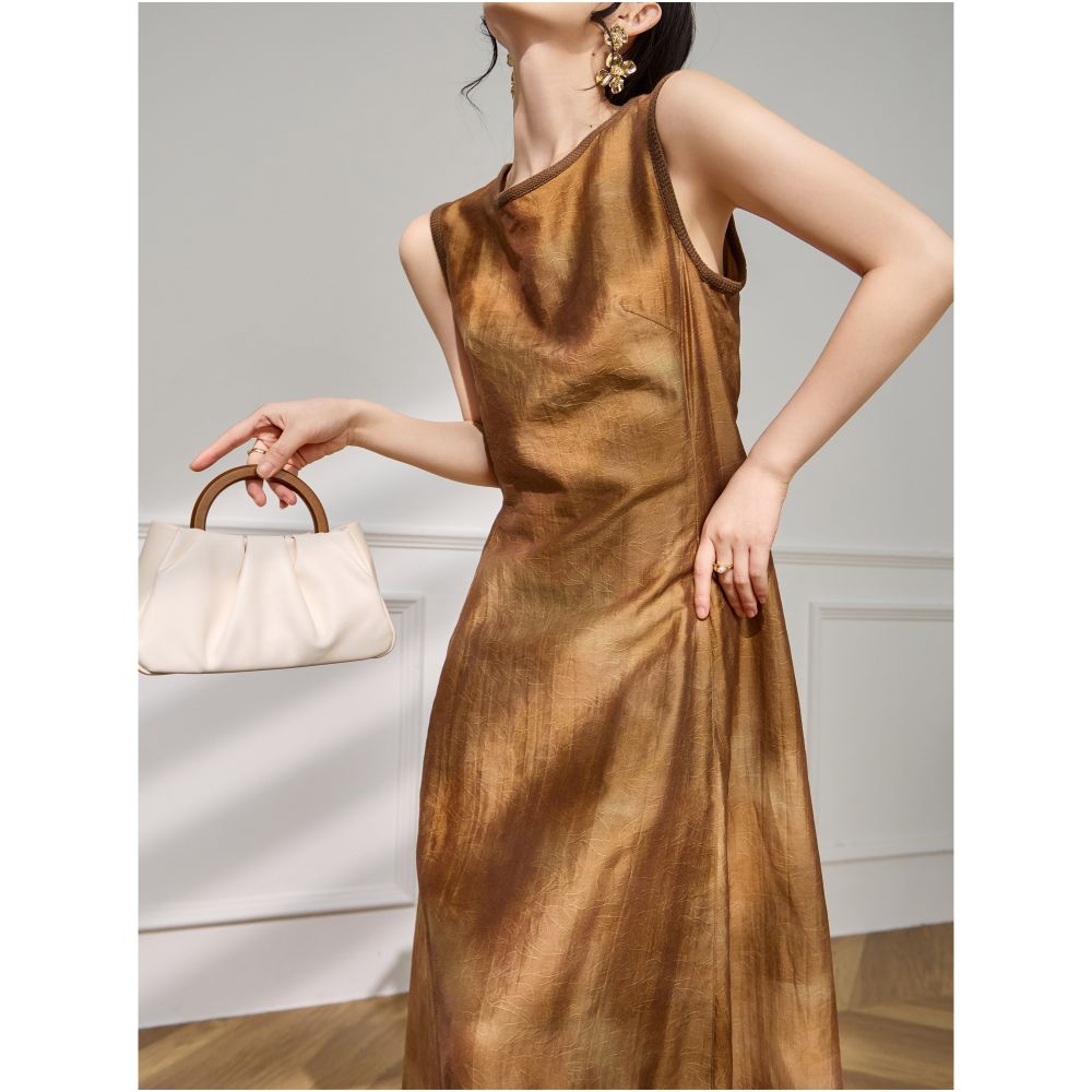 Plum Jan New Chinese style sleeveless vest skirt summer 2025 new round neck waist temperament umbrella skirt image 5