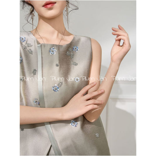 ASAYA5018 – Frost Bloom Embroidered Top ❄️💎