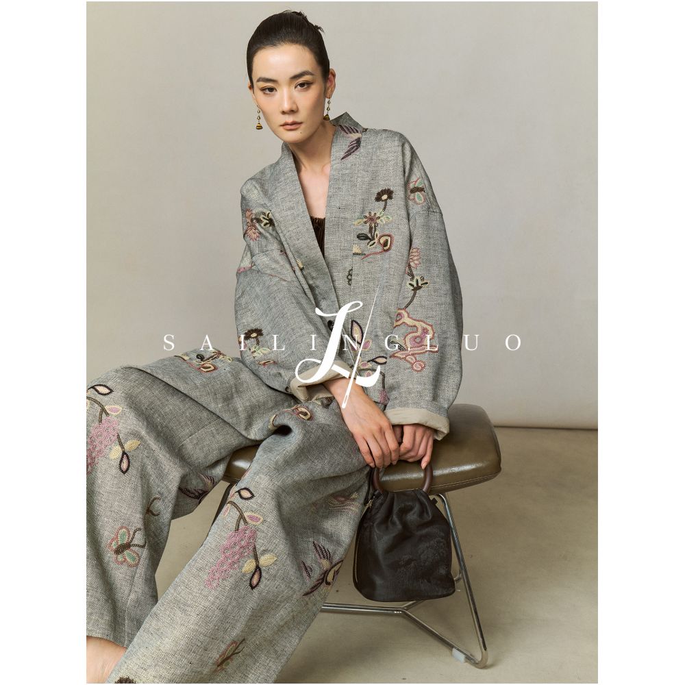 SailingLUO 25 Autumn Collection New Linen Heavy Industry Embroidered Short Coat Chinese Style Nine Fen Banana Pants Set image 11
