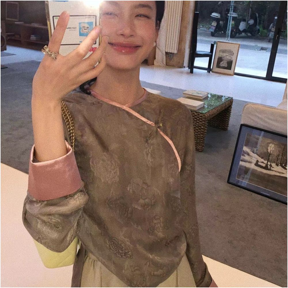 Western style new store REDMemoRY Oriental new aristocrat makeup floral beauty cool and precious floral rose slanted collar top image 1