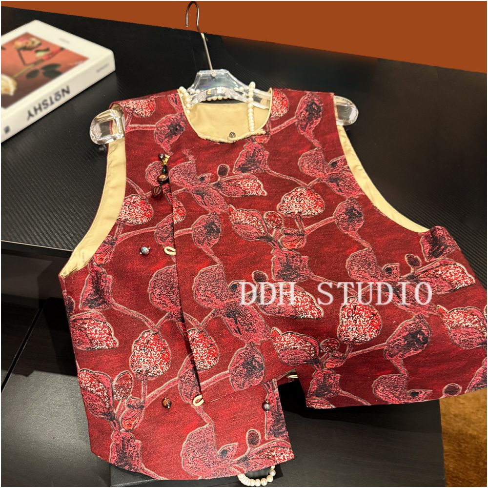 New Chinese style exquisitely decorated slanted placket round neck vest retro and youthful 2025 autumn new style for women image 2