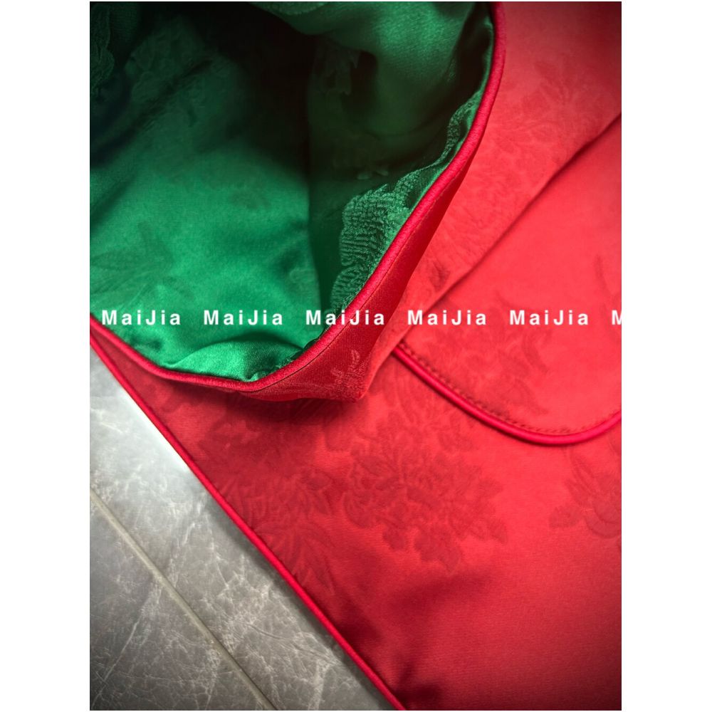 New Year s Robe 2025 Spring and Autumn New Style Chinese Tang Costume Plate Buckle Pomegranate Red Crown Crepe Jacquard Style Short Coat image 4