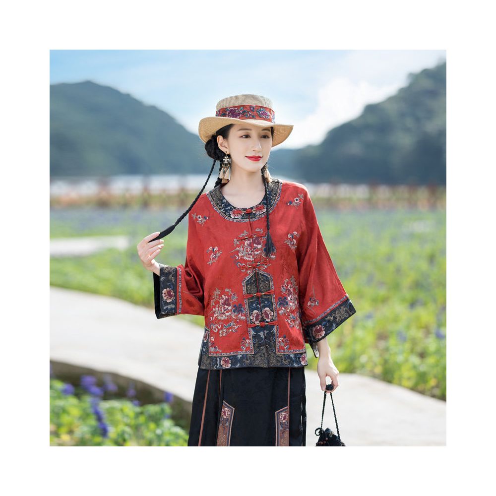 2025 Autumn New Loose Outfit New Chinese Style Shirt Chinese Style Women s Clothing Heavy Industry Embroidery Meat Covering Top Coat image 4