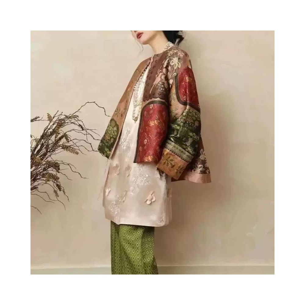 The counter has withdrawn the last order and picked up the missing autumn new high end design The fashionable Chinese style new Chinese style jacket for women image 4