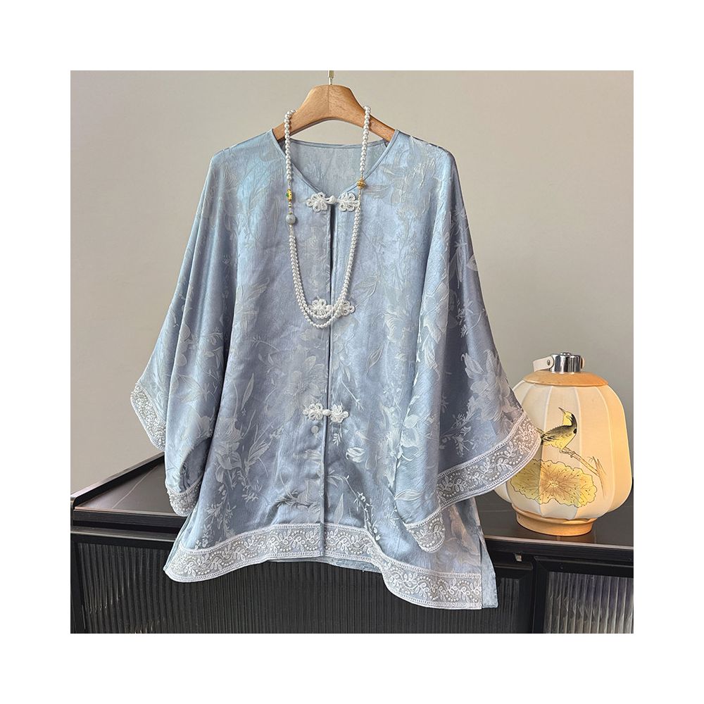 New Chinese style silk jacquard casual jacket women s original design round neck retro buckle loose slimming Chinese style shirt image 1