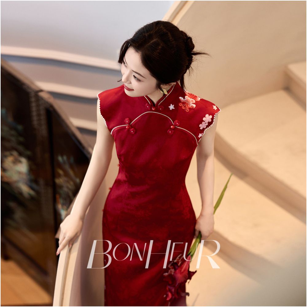 Bonheur Red Cheongsam image 1